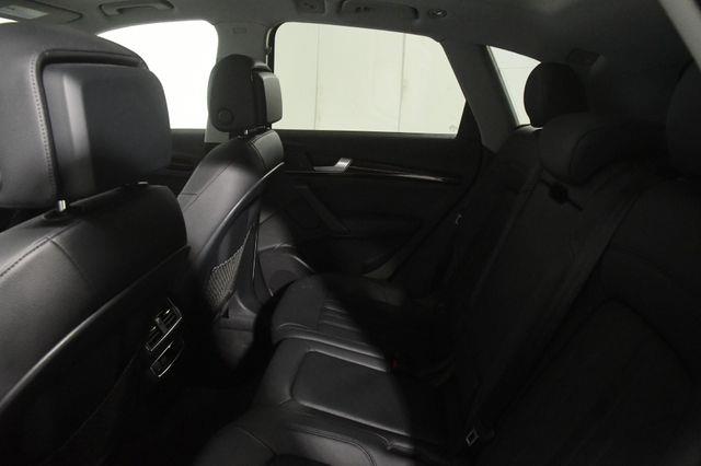 2018 Audi Q5 Tech Premium Plus w/ Virual Co photo