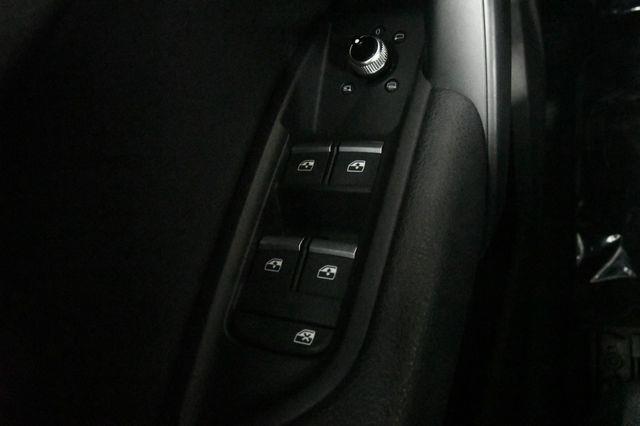2018 Audi Q5 Tech Premium Plus w/ Virual Co photo