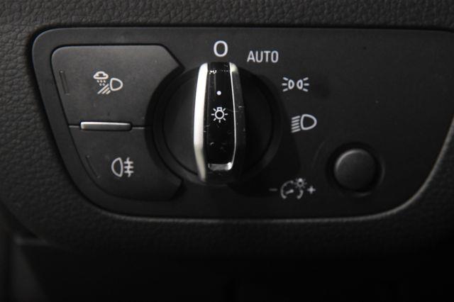 2018 Audi Q5 Tech Premium Plus w/ Virual Co photo
