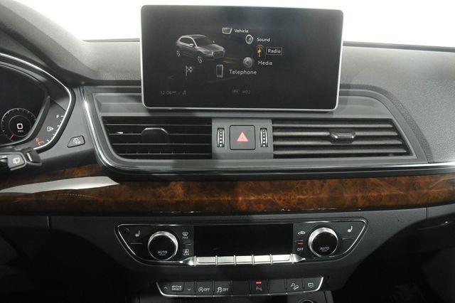 2018 Audi Q5 Tech Premium Plus w/ Virual Co photo