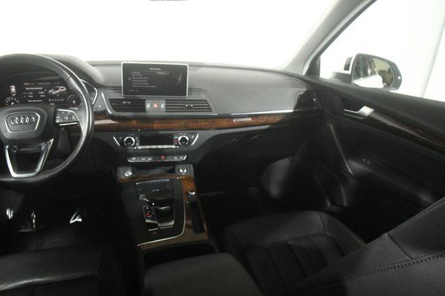 2018 Audi Q5 Tech Premium Plus w/ Virual Co photo