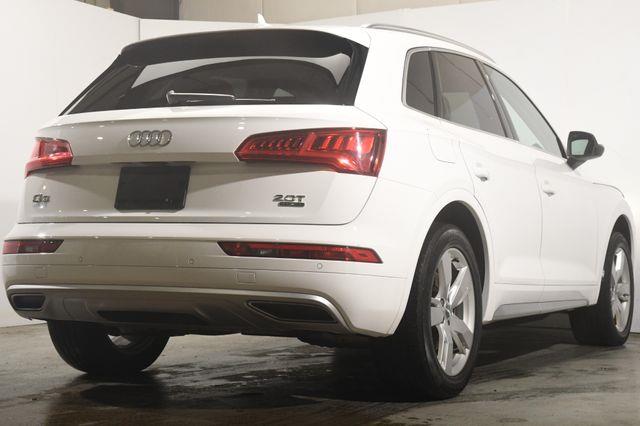 2018 Audi Q5 Tech Premium Plus w/ Virual Co photo