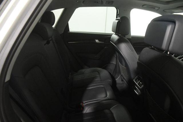 2018 Audi Q5 Tech Premium Plus w/ Virual Co photo
