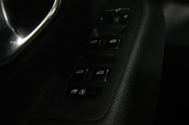 2018 Volvo XC90 Momentum w/ Safety Tech photo