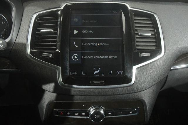 2018 Volvo XC90 Momentum w/ Safety Tech photo