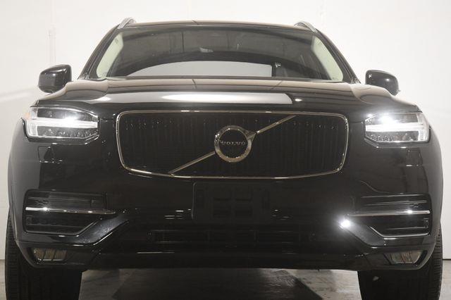 2018 Volvo XC90 Momentum w/ Safety Tech photo
