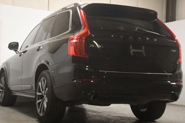2018 Volvo XC90 Momentum w/ Safety Tech photo