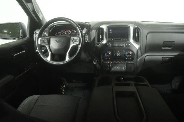 2019 Chevrolet Silverado 1500 RST photo