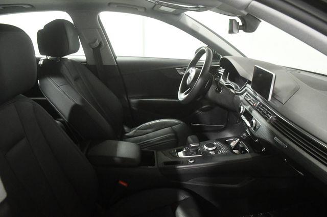 2018 Audi A4 Premium Plus w/ Virtual Cockpi photo