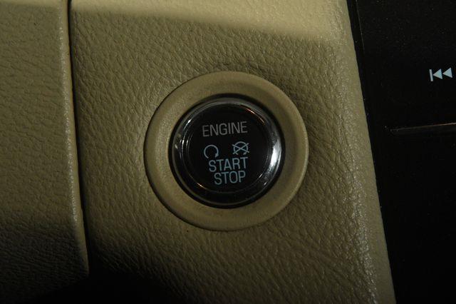 2015 Ford Taurus SEL photo