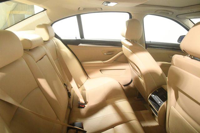 2015 BMW 5-Series 528i Xdrive w/ Nav/ Safety / C photo