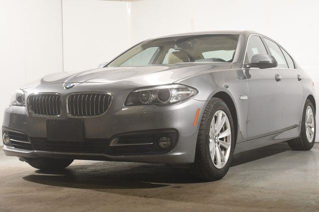 2015 BMW 5-Series 528i Xdrive w/ Nav/ Safety / C photo