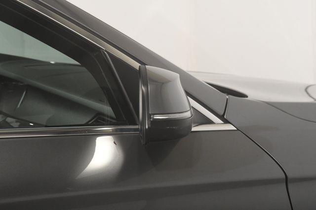 2015 BMW 5-Series 528i Xdrive w/ Nav/ Safety / C photo