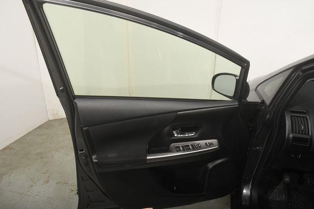 2017 Toyota Prius v Three w/ Navigation photo