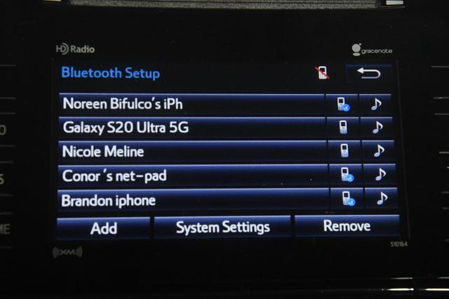 2017 Toyota Prius v Three w/ Navigation photo