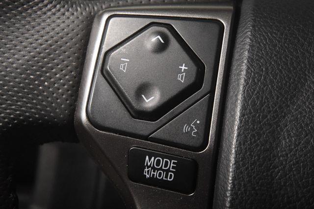 2019 Toyota Tacoma SR5 photo