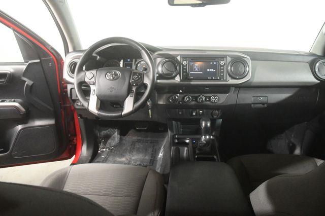 2019 Toyota Tacoma SR5 photo