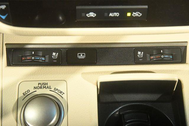 2013 Lexus ES 350 photo
