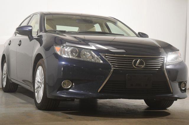 2013 Lexus ES 350 photo