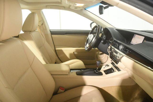 2013 Lexus ES 350 photo