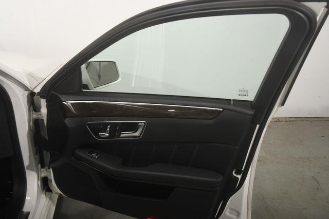 2014 Mercedes-Benz E-Class E550 4MATIC photo