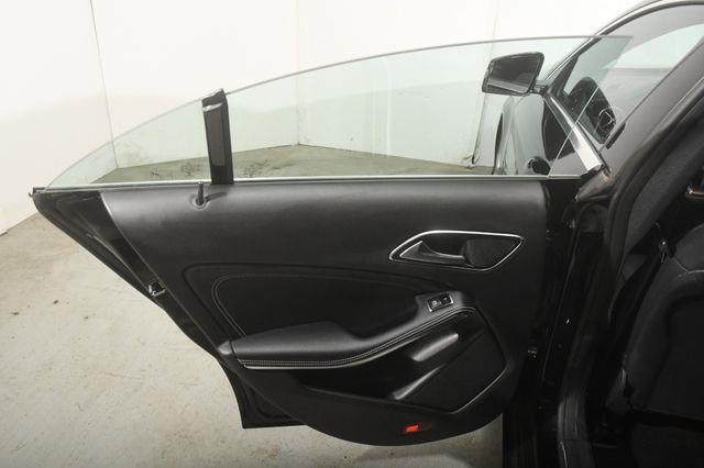2018 Mercedes-Benz CLA 250 w/ Safety Tech photo