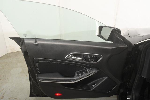 2018 Mercedes-Benz CLA 250 w/ Safety Tech photo