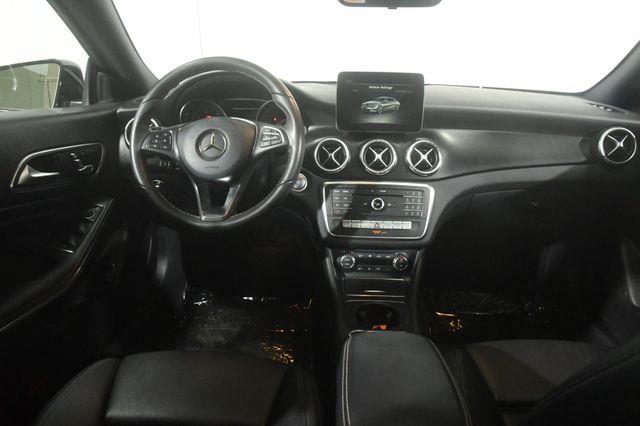 2018 Mercedes-Benz CLA 250 w/ Safety Tech photo