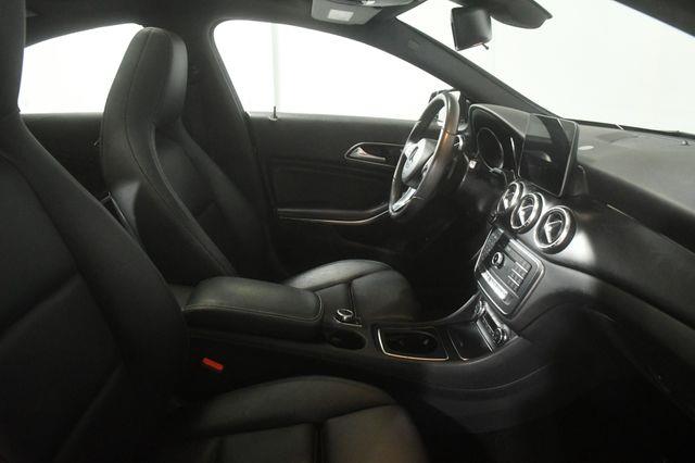 2018 Mercedes-Benz CLA 250 w/ Safety Tech photo