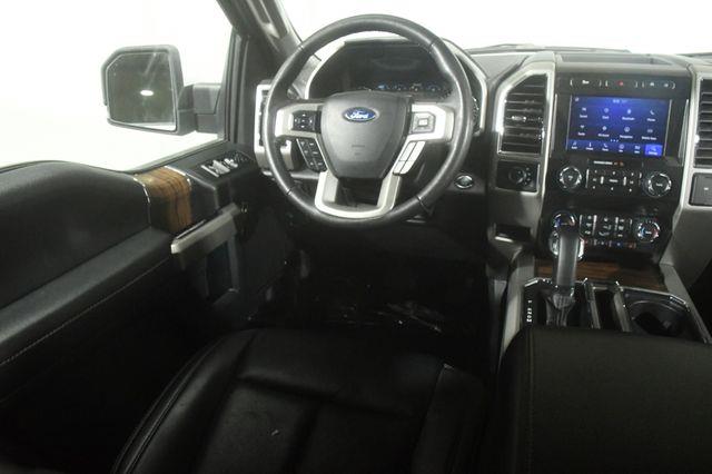 2020 Ford F-150 LARIAT photo
