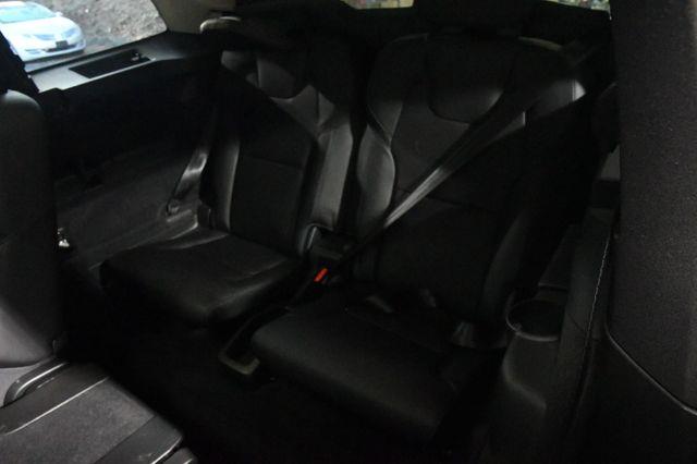2019 Volvo XC90 Momentum w/ Advanced Package photo