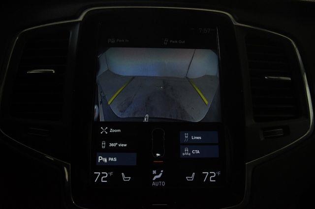 2019 Volvo XC90 Momentum w/ Advanced Package photo