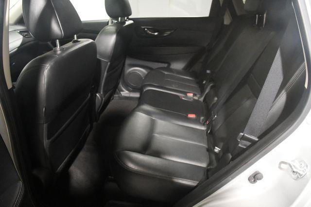 2018 Nissan Rogue SL photo