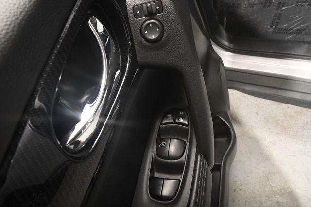 2018 Nissan Rogue SL photo