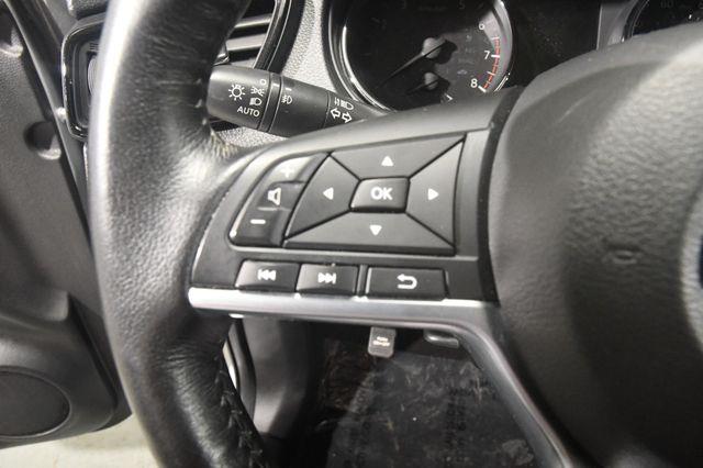 2018 Nissan Rogue SL photo