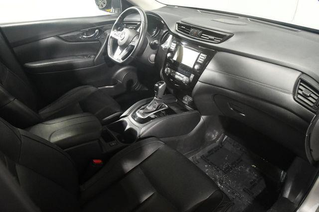 2018 Nissan Rogue SL photo