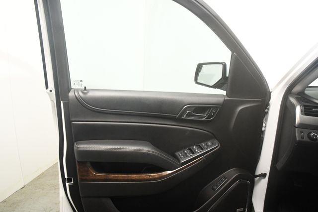 2017 Chevrolet Tahoe LT w/ DvD/ Nav/ Safety Tech photo