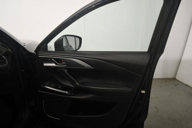 2018 Mazda CX-9 Touring photo