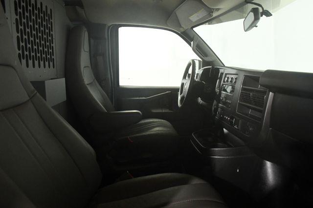 2017 Chevrolet Express Cargo Van CLOTH photo