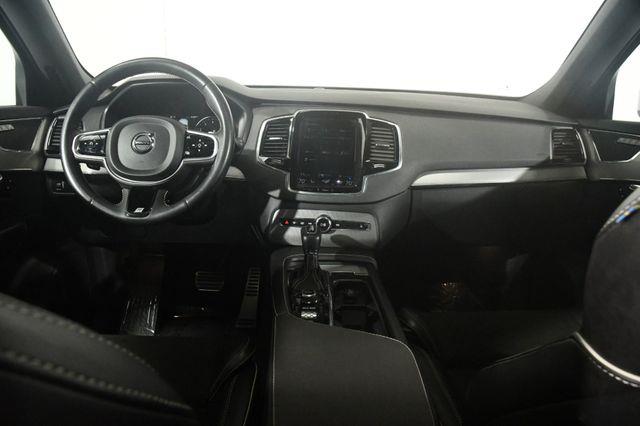 2017 Volvo XC90 R-Design photo