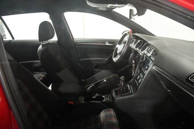 2020 Volkswagen Golf Gti S photo