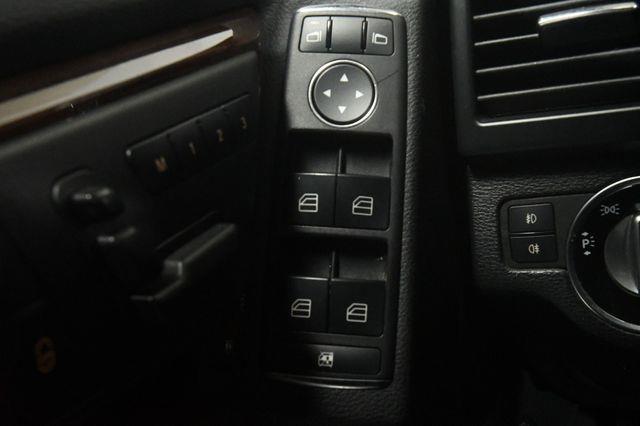2011 Mercedes-Benz GLK-Class GLK350 4MATIC photo