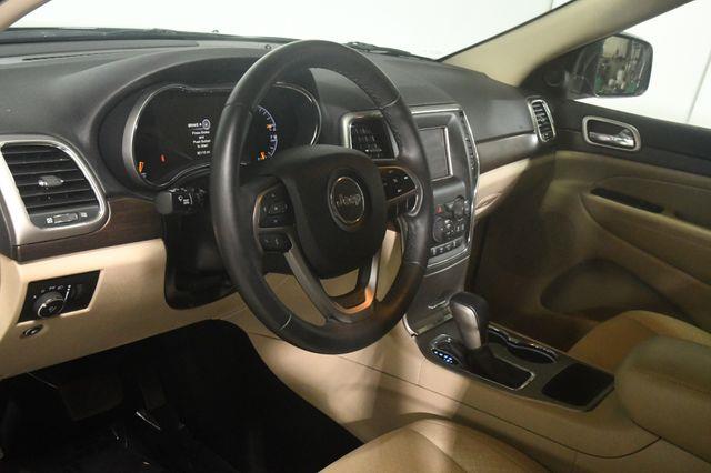 2018 Jeep Grand Cherokee Laredo photo