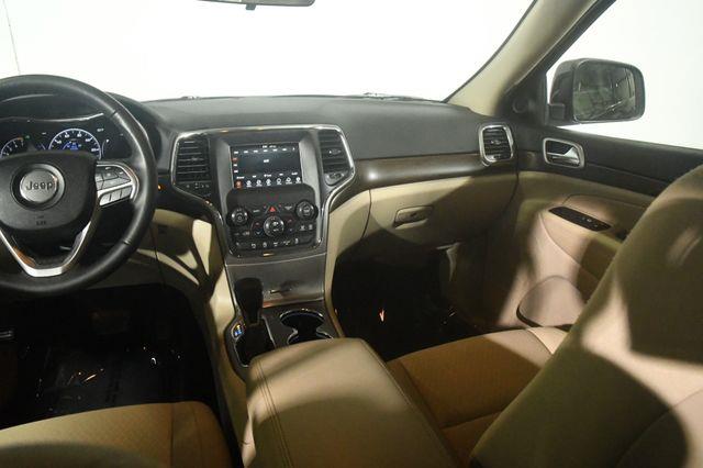 2018 Jeep Grand Cherokee Laredo photo