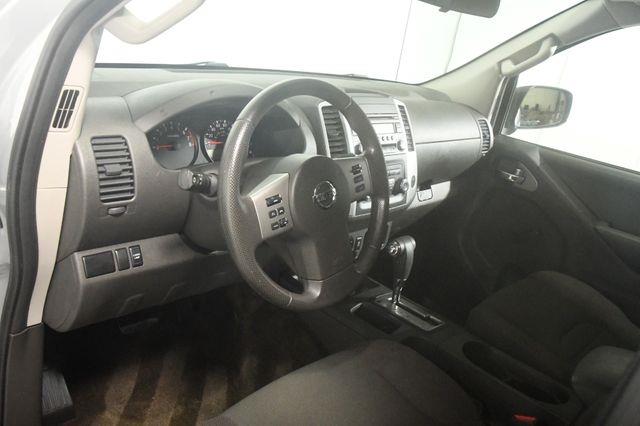 2015 Nissan Frontier SV photo