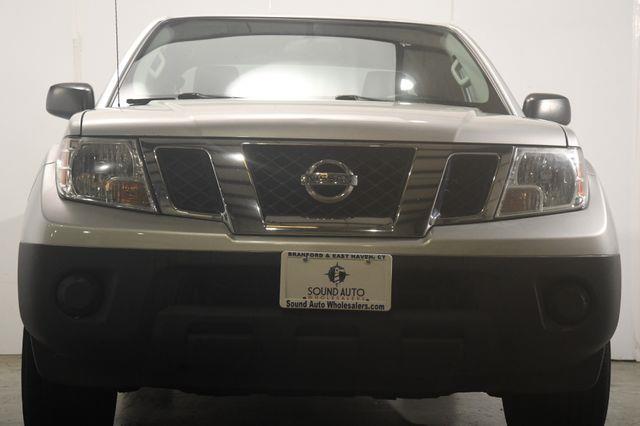 2015 Nissan Frontier SV photo