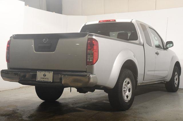 2015 Nissan Frontier SV photo