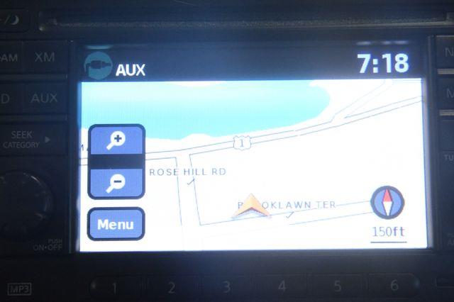 2012 Nissan Sentra 2.0 photo