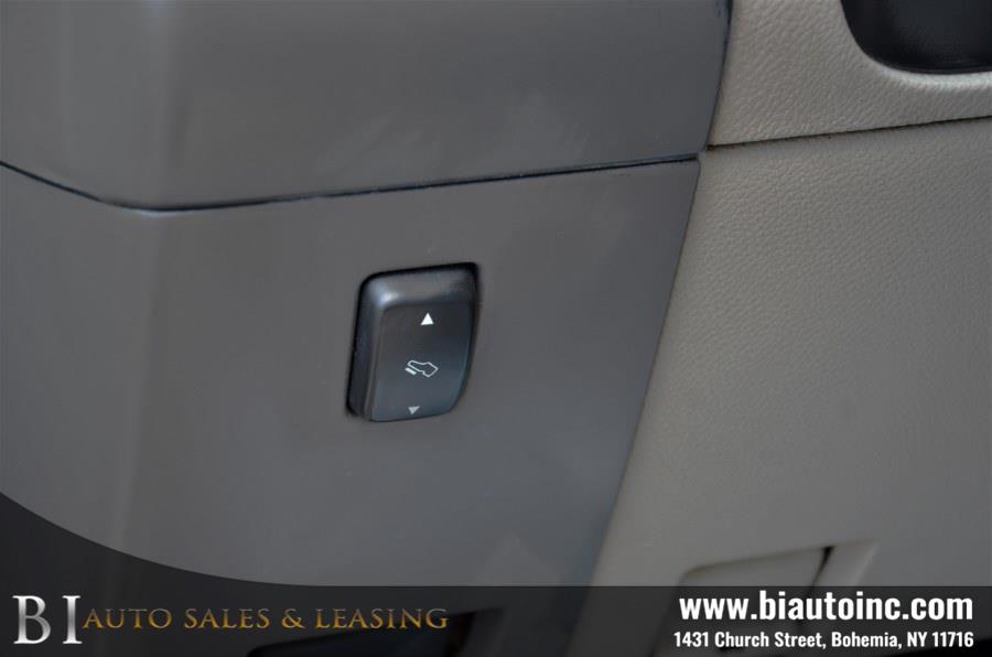 2012 Ford Expedition EL XLT photo