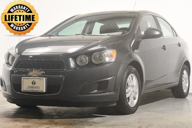 2015 Chevrolet Sonic LT photo